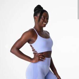 NVGTN Invincible Seamless Bra